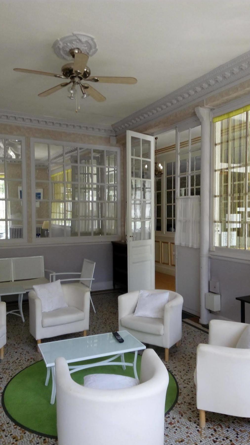 Hotel Nice Flore Vichy Eksteriør bilde